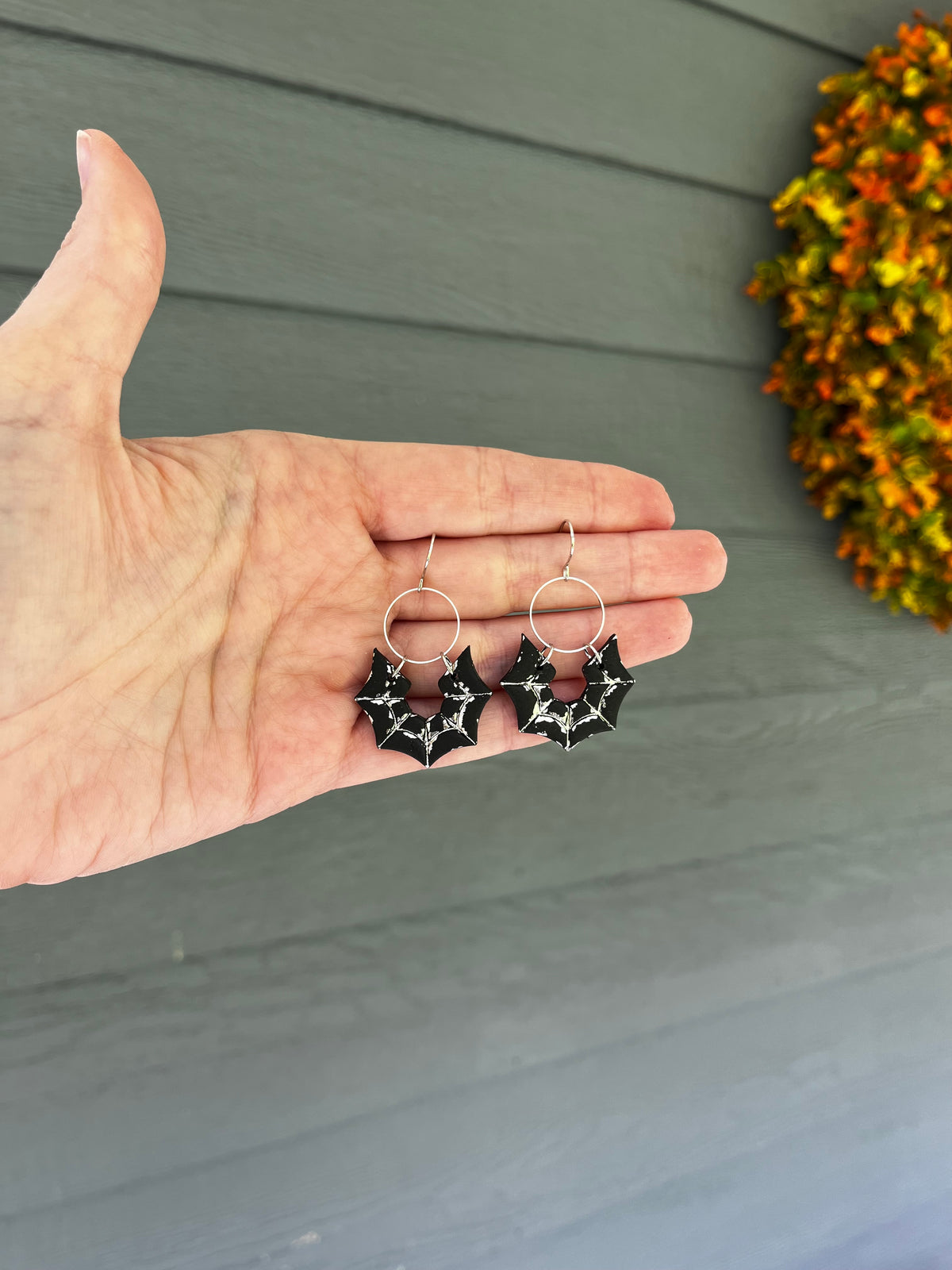 Spiderweb dangles
