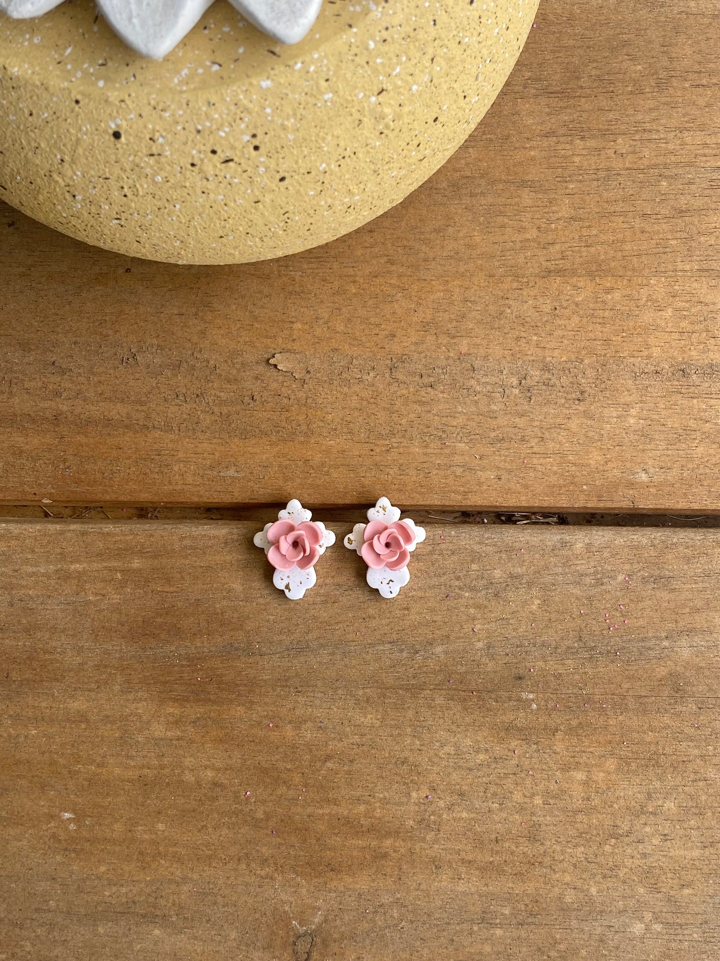 White/Gold Cross Studs