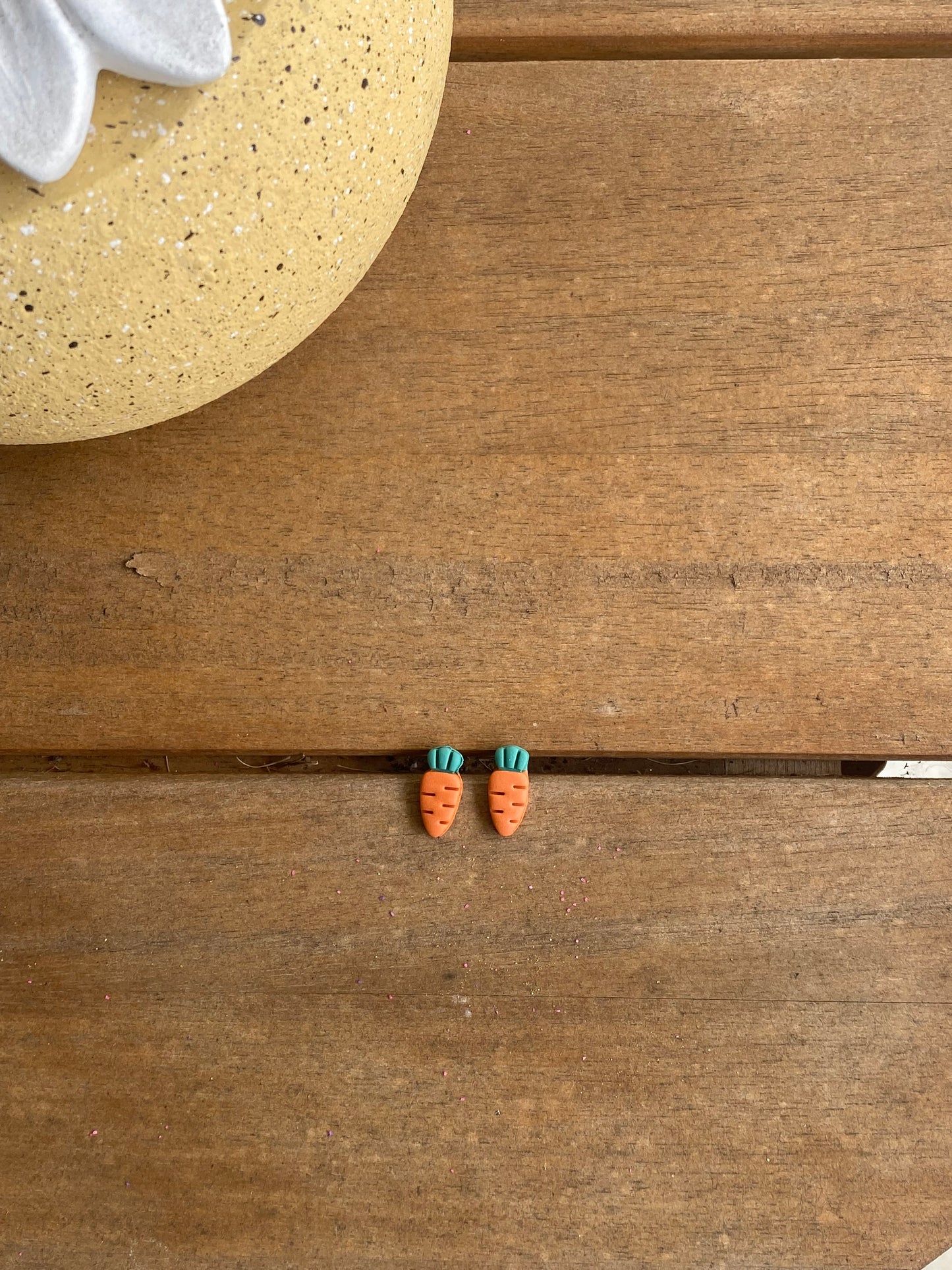 Mini Carrot Studs