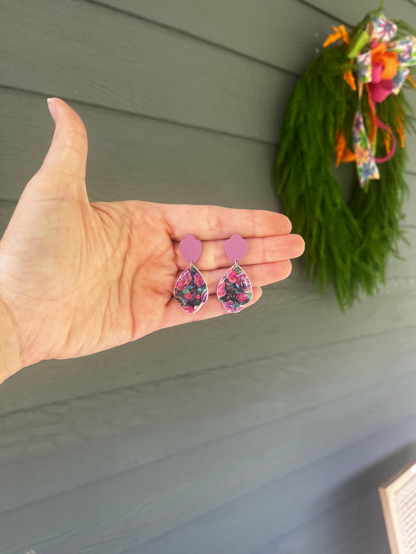 Rosy Dangles (purple)