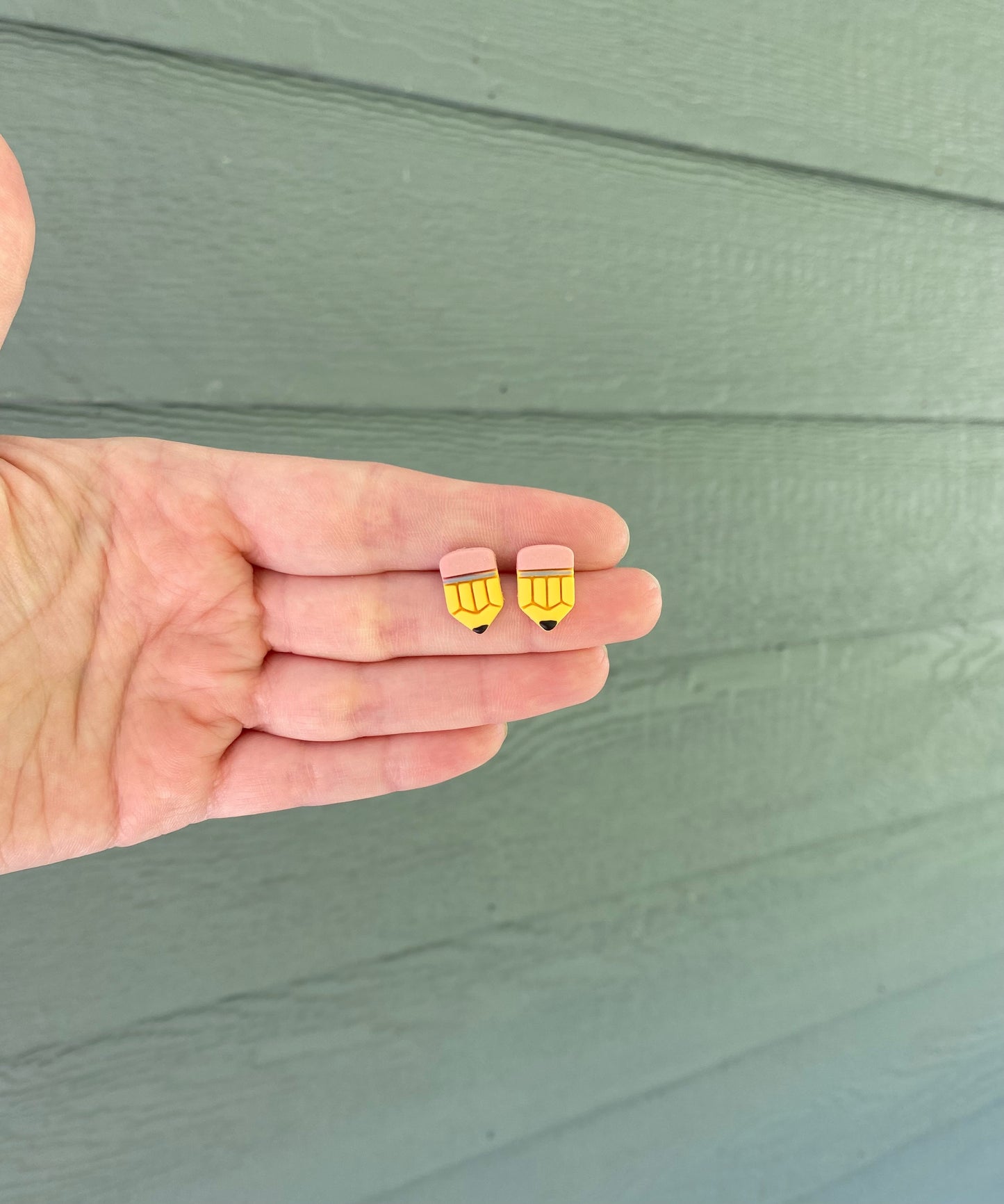 Pencil Studs