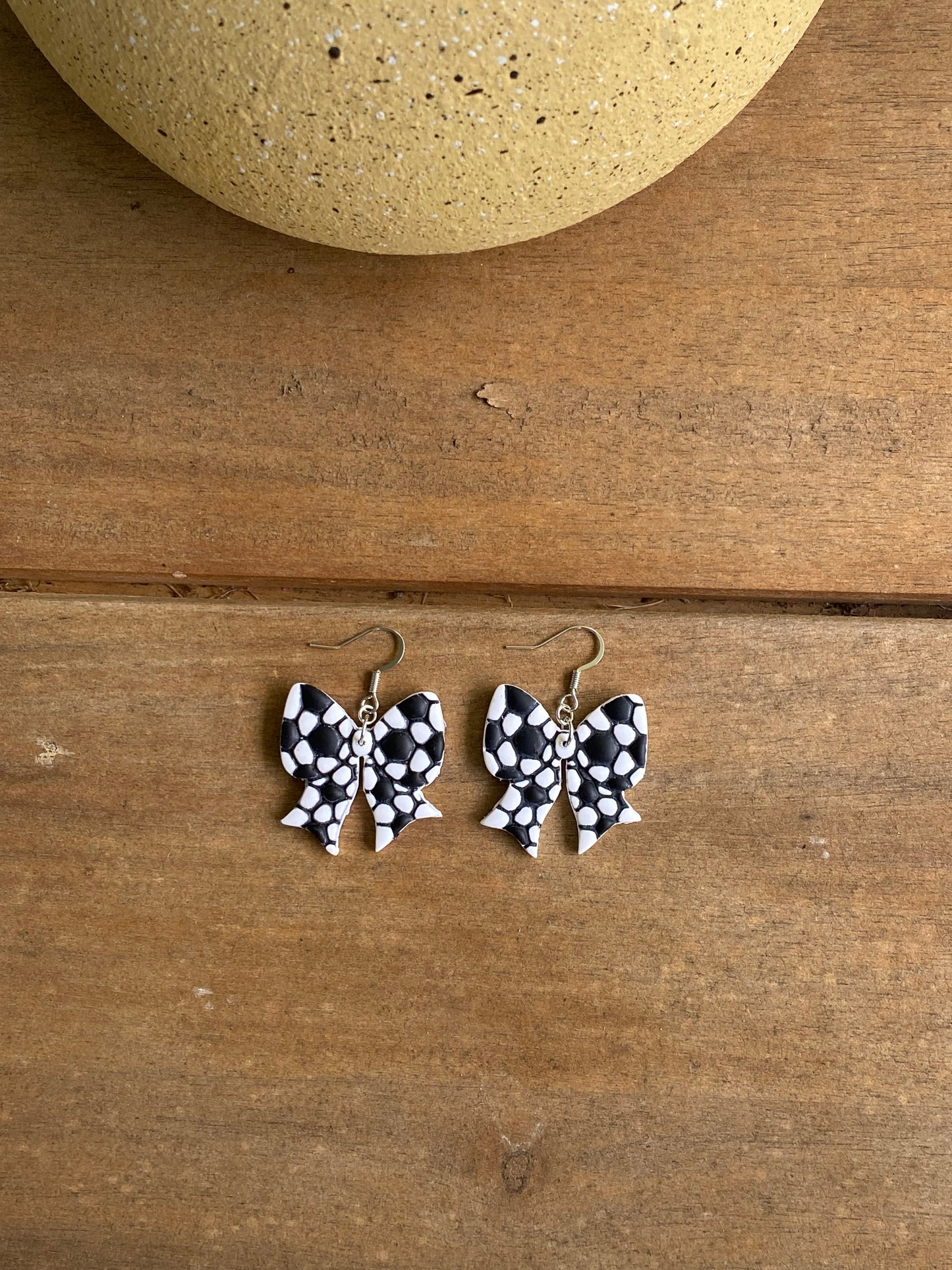 Soccer Bow Dangles