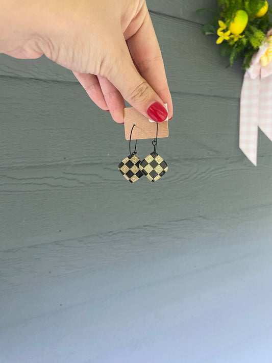 Black/Gold Checkered Hoop