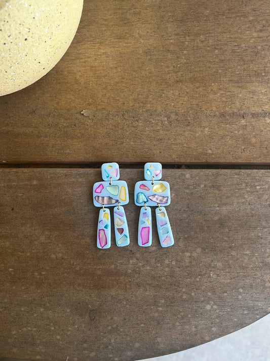 Abstract blue shell dangle