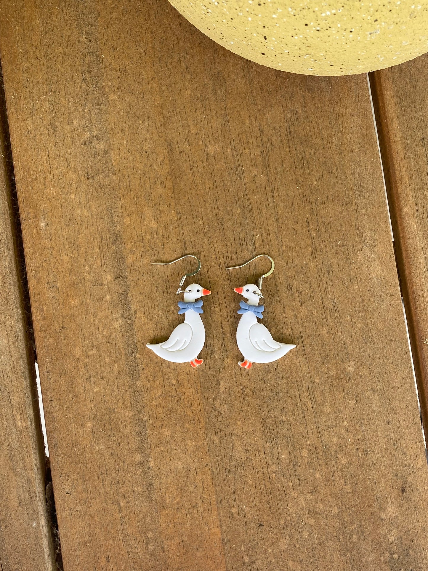 Goose Dangles