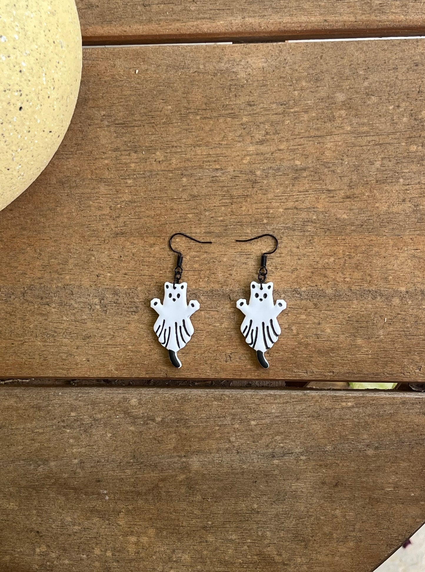 Ghost Cat Dangles