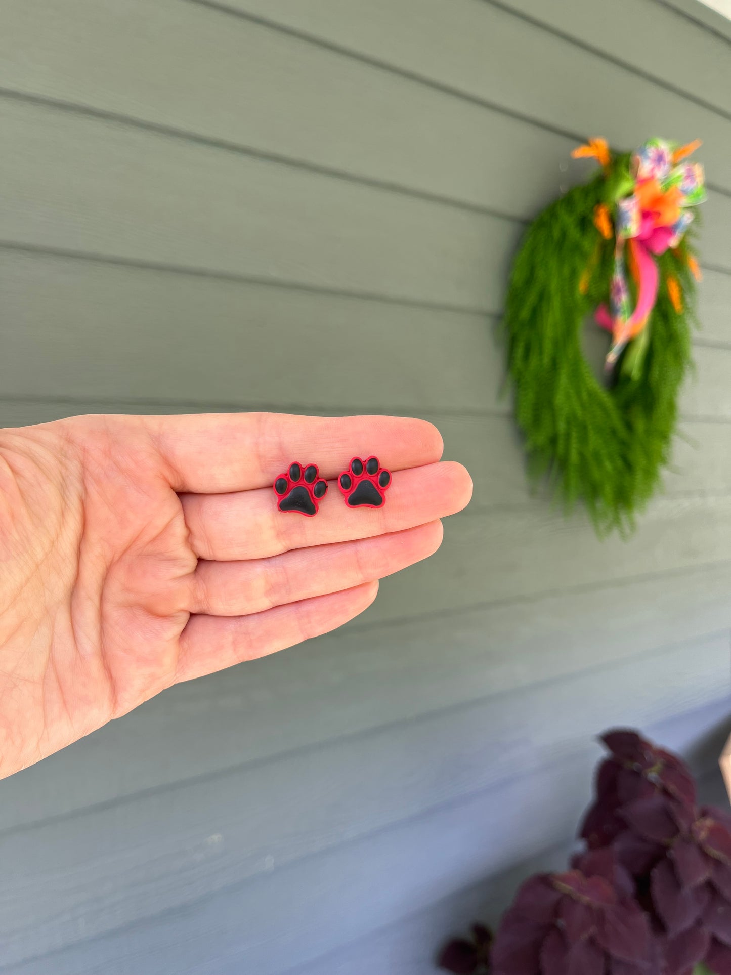 Paw Studs