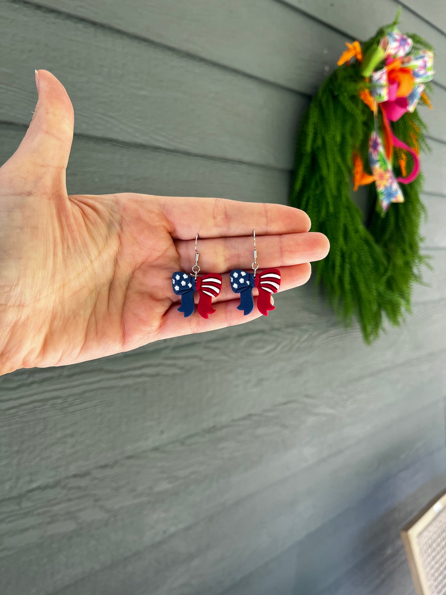 Flag Bow Dangles