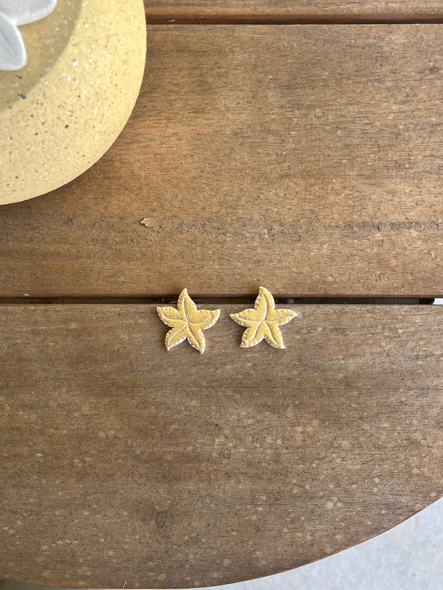 Gold Starfish Stud