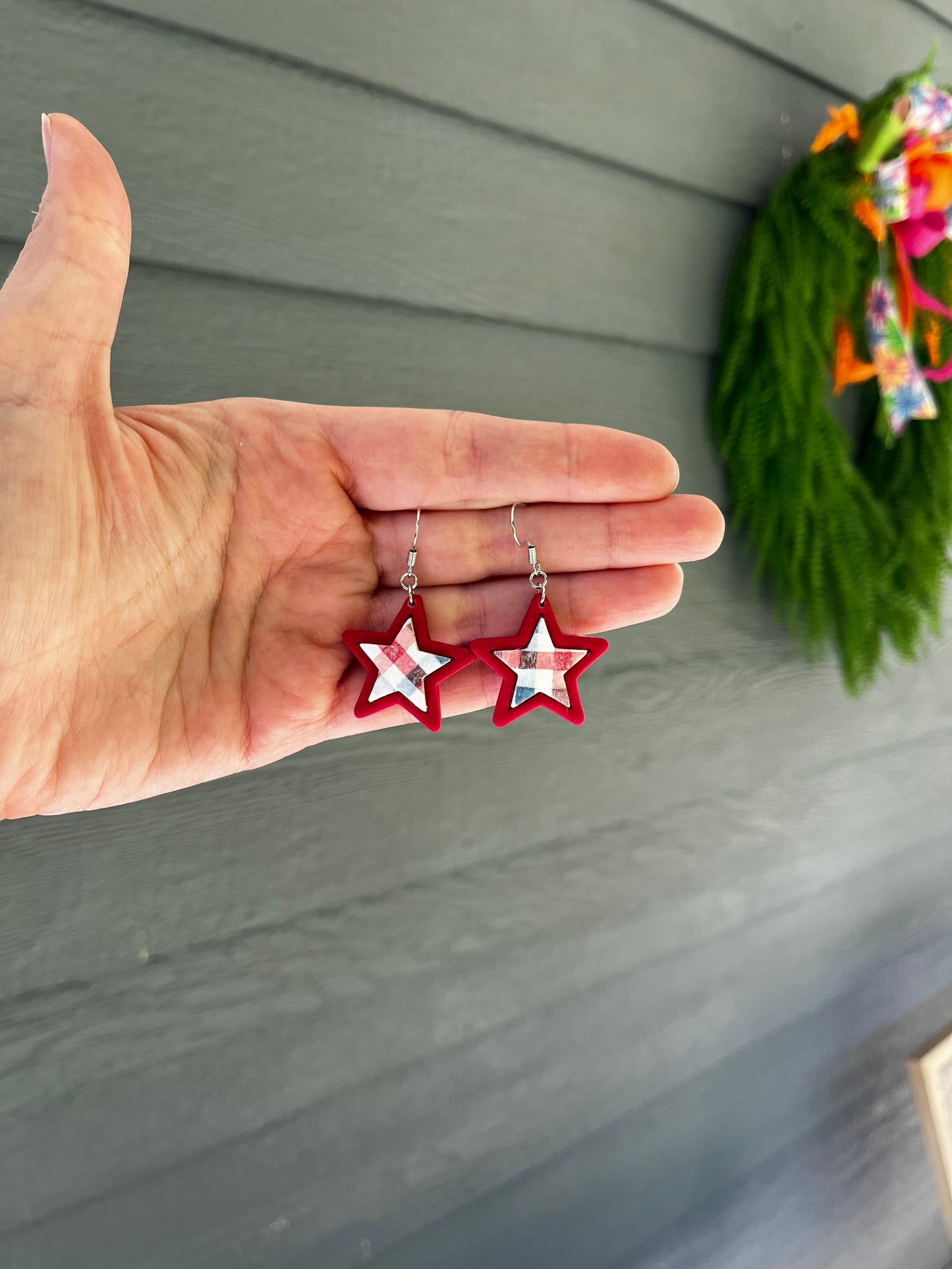 Gingham Star Dangle (Red)
